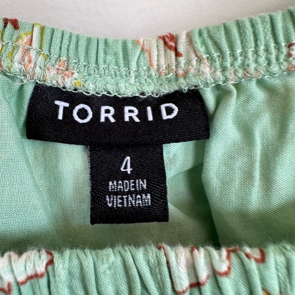 Torrid Top Women Plus 4X Blouse Cottage Boho Floral Summer Office Regency Green - Picture 8 of 12